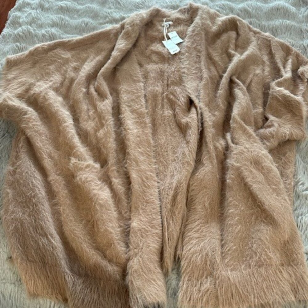 NWT Beige Fuzzy Cardigan Aerie Shortsleeve L/XL